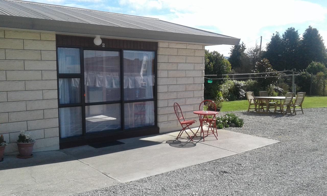 Moeraki Boulders Motel Hampden Екстериор снимка